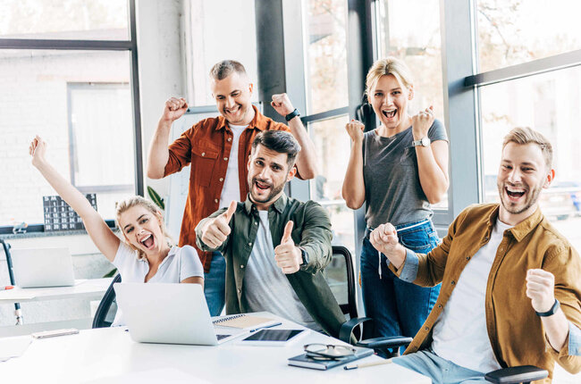 Team freut sich über die digitale bAV Verwaltung